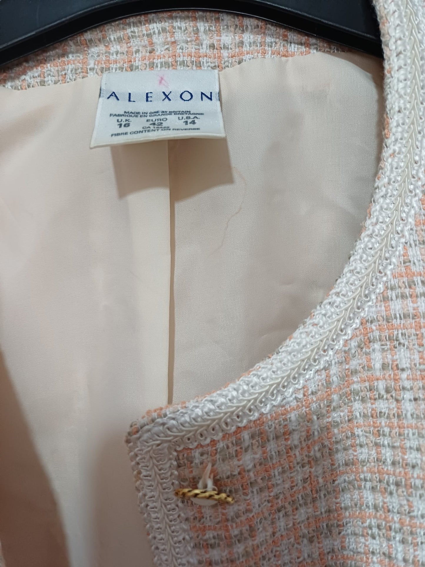 Women's Boucle Tweed Jacket Peach Cream UK 16 Alexon - Very Good Condition