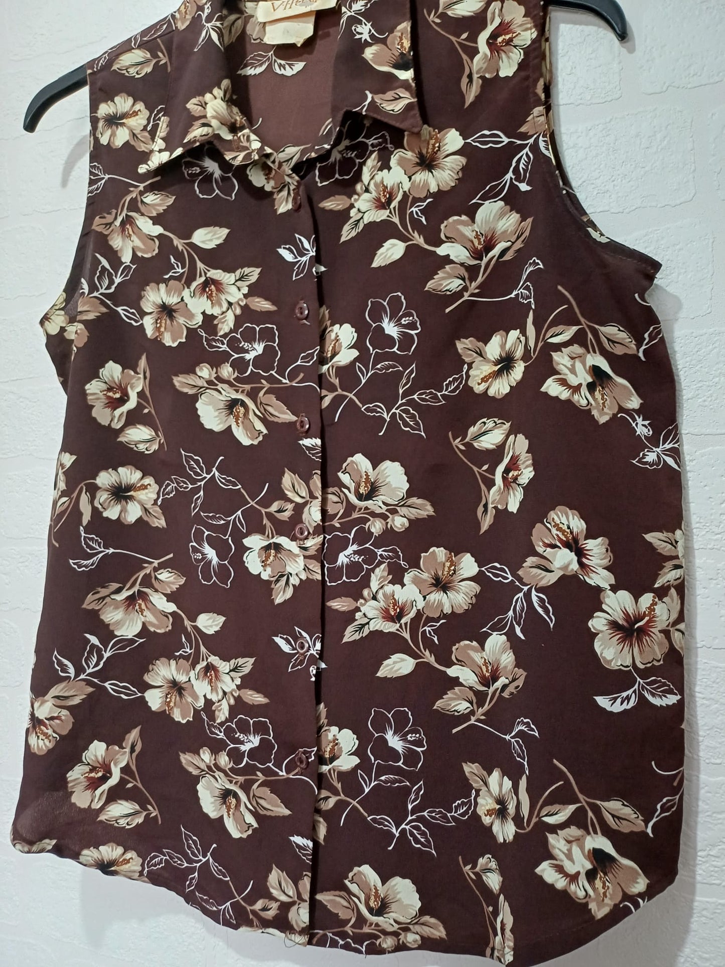 Women's Blouse V.I Petites Brown Floral Sleeveless Size 10-12 Approx. 21" PTP - Very Good Condition