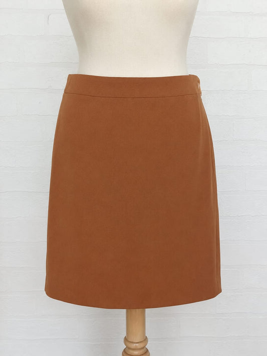 Women's Skirt French Connection Camel Brown Tailored Size 8 Approx. 29" Waist - Very Good Condition