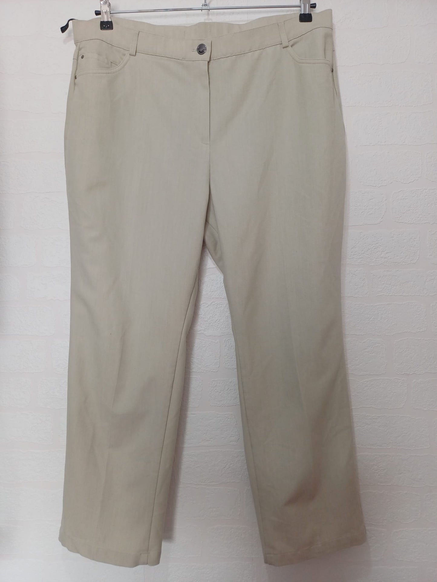 Women's Trousers M&S Beige Straight Leg Smart Casual Size 18 - Good Condition
