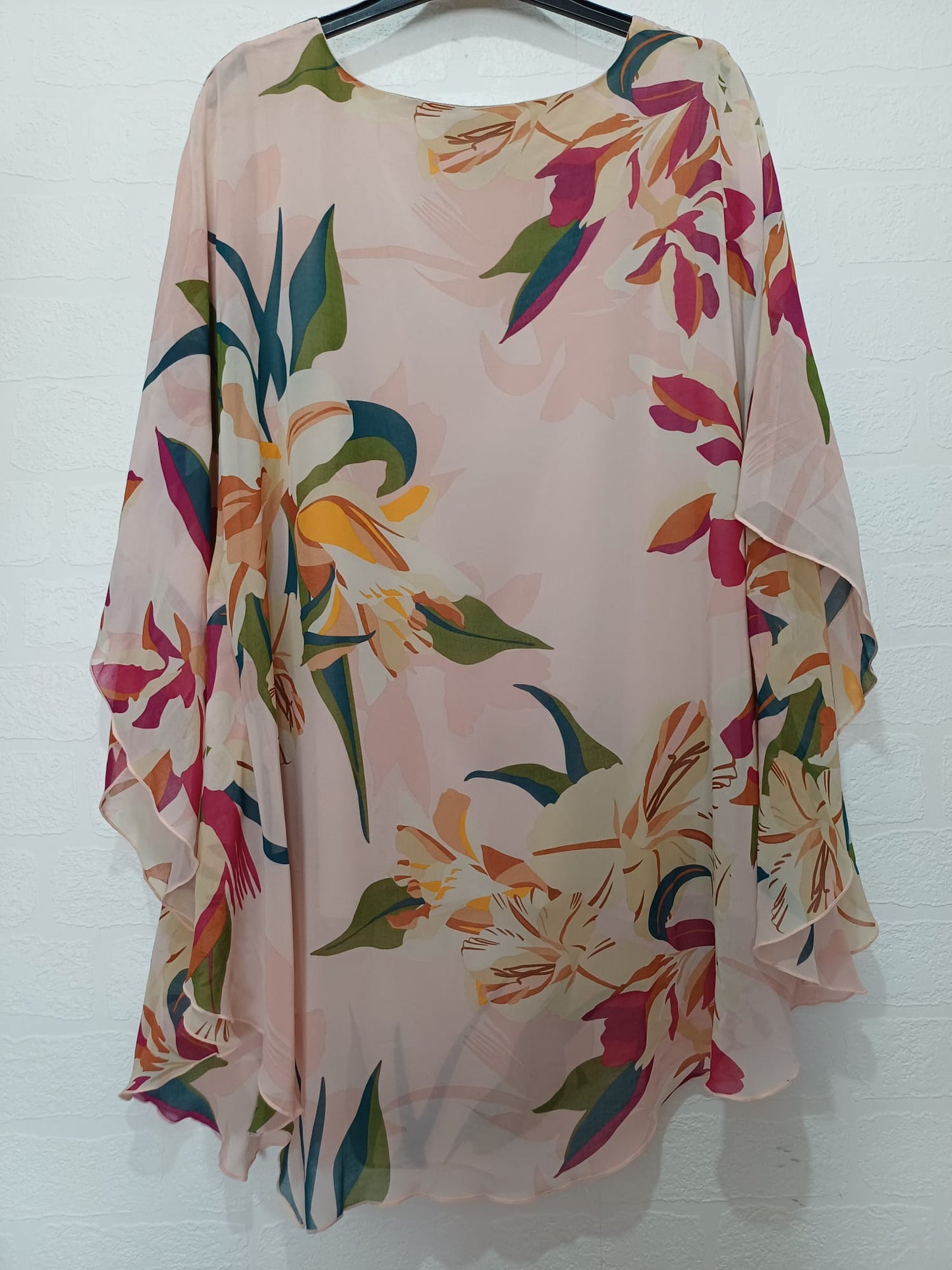 Women's Chiffon Overlay Top Soon Pink Floral Float Round Neckline Size 16 - Good Condition
