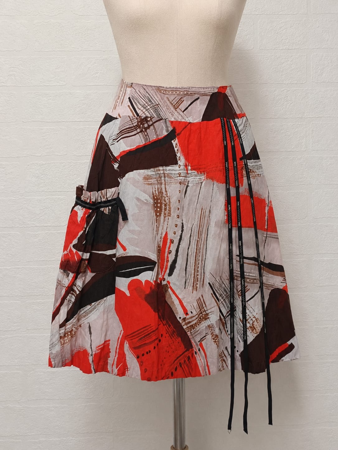 Women's Skirt Stitches Red Brown & Beige Abstract Print A-Line Size 14 - Very Good Condition