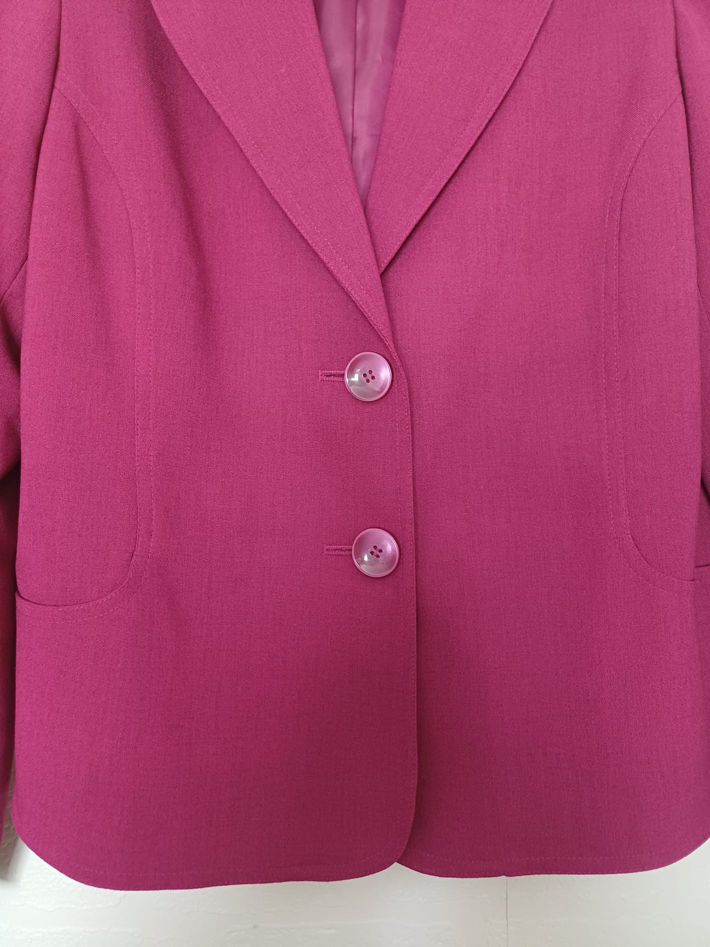 Women's Blazer Jacket Pink Tailored Shoulder Pads Two Button Size 14 Approx. 20" PTP - Very Good Condition