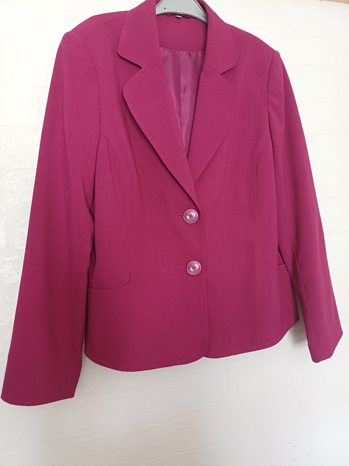 Women's Blazer Jacket Pink Tailored Shoulder Pads Two Button Size 14 Approx. 20" PTP - Very Good Condition