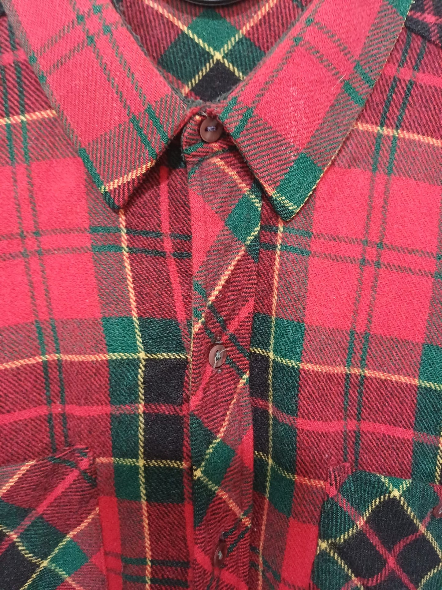 Men's Flannel Shirt Big Nami Red/Green Tartan Vintage Italian Size 40 Approx. 20.5" PTP - Great Condition