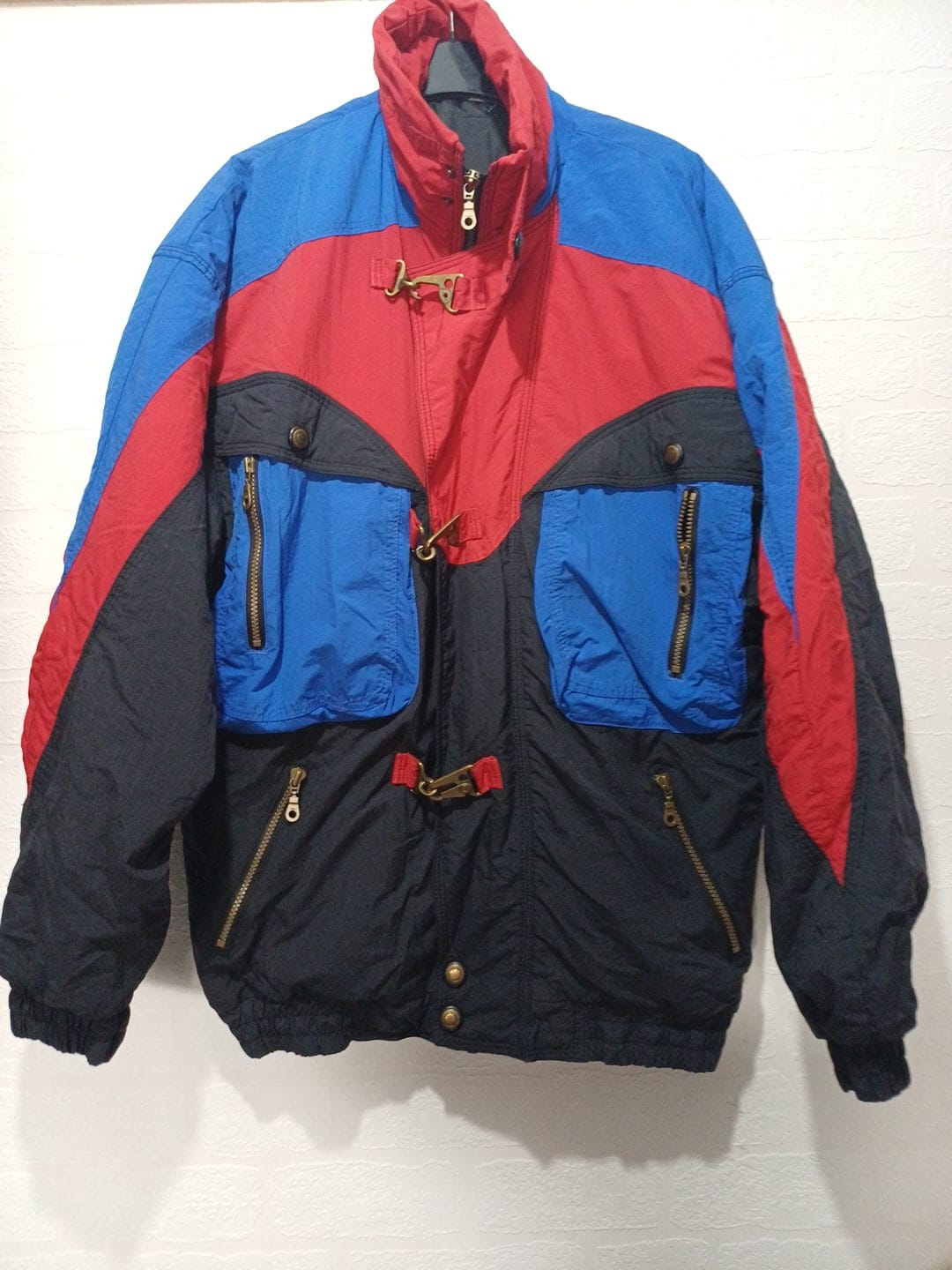 Men's Jacket C&A Vintage Colour Block Ski Red Blue Black Size L Approx. 25" PTP - Good Condition
