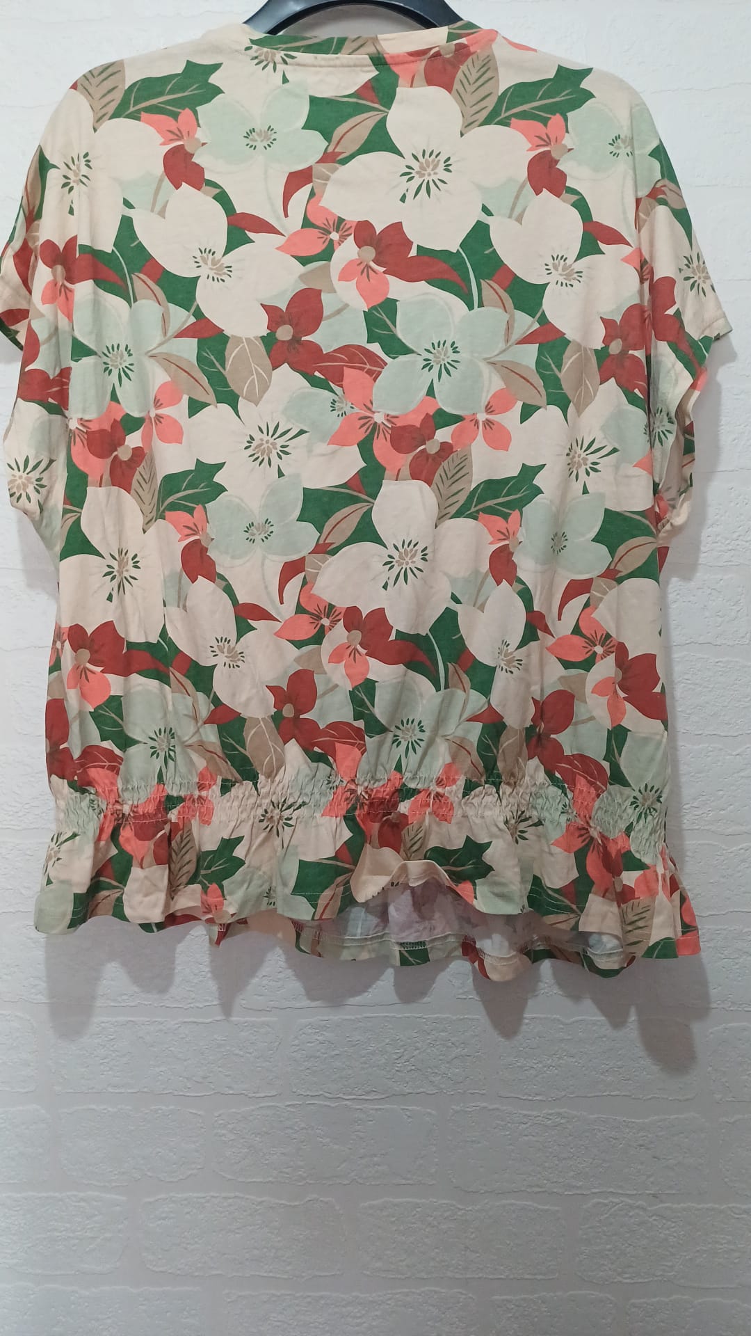 Women's Top JD Williams Green Cream Coral Red Floral Print Peplum Short Sleeve Size 20 - Very Good Condition
