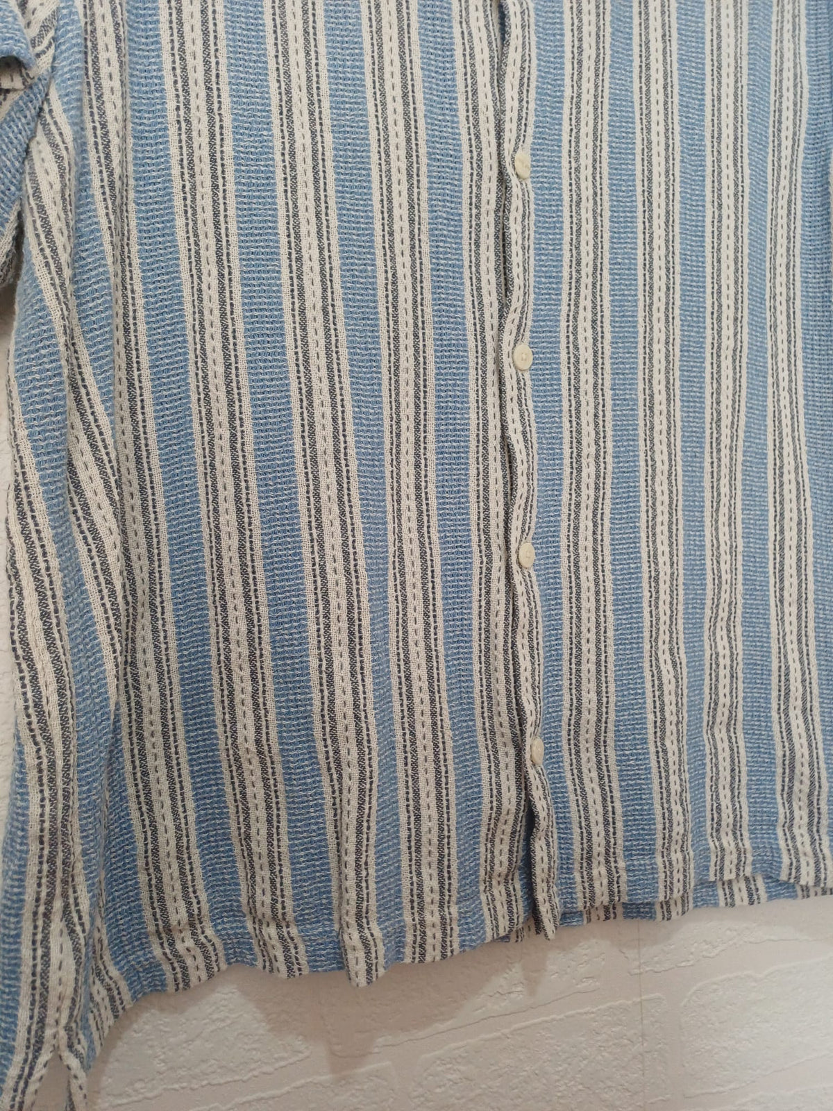 Men's Shirt Zara Man Blue White Striped Textured Short Sleeve Cuban Collar Size XL Great Condition