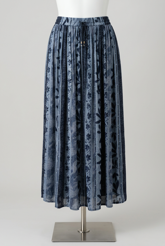 Women's Maxi Skirt Club Z Collection Blue Black Botanical Print Bohemian Plus Size 2X Very Good Condition
