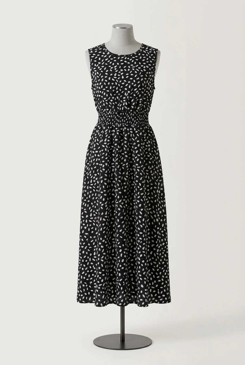 Women's Dress SHEIN Black White Abstract Dash Print Sleeveless Smocked Waist Skater Size M Approx. UK 10 Very Good Condition